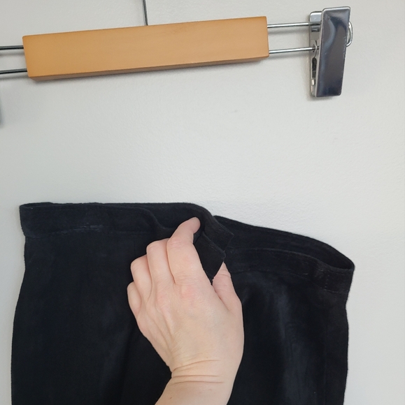 Danier Suede Midi Skirt - Picture 8 of 9